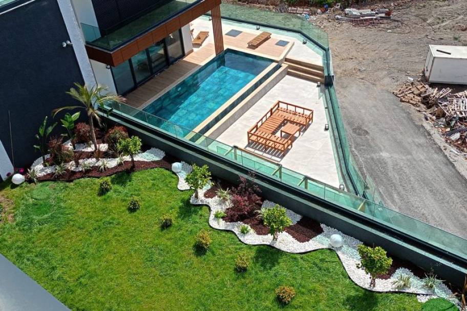 Property Detail